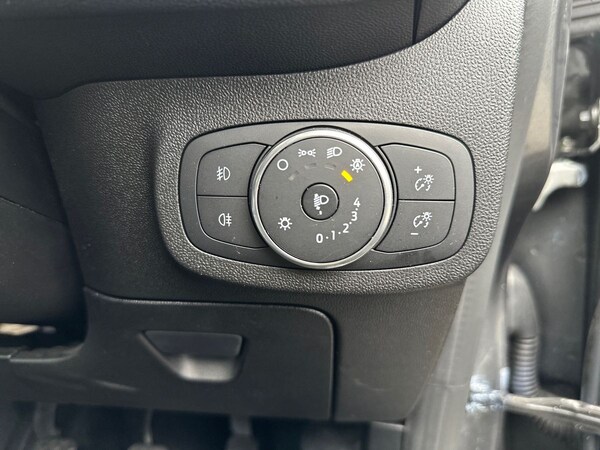 Used Ford Fiesta 2018 for sale - 76146236: Photo 23