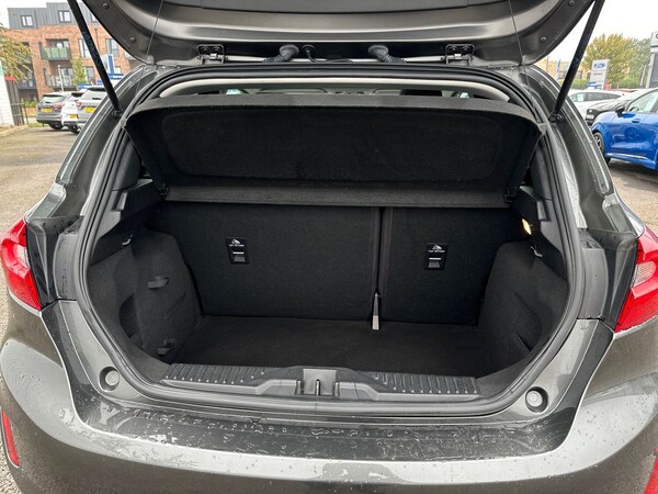 Used Ford Fiesta 2018 for sale - 76146236: Photo 34