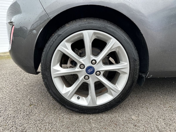 Used Ford Fiesta 2018 for sale - 76146236: Photo 9