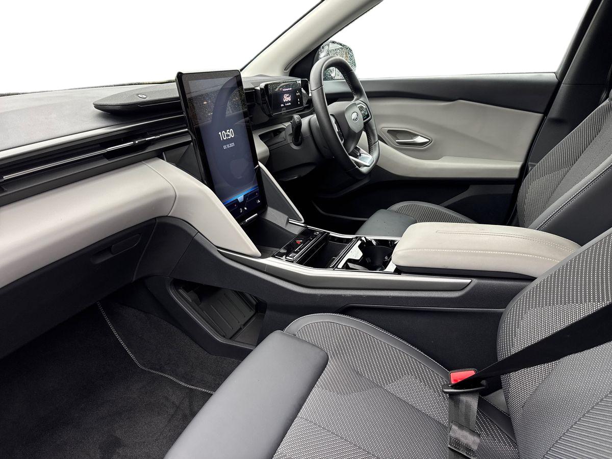 Used Ford Explorer 2024 for sale - 77042804: Photo 11