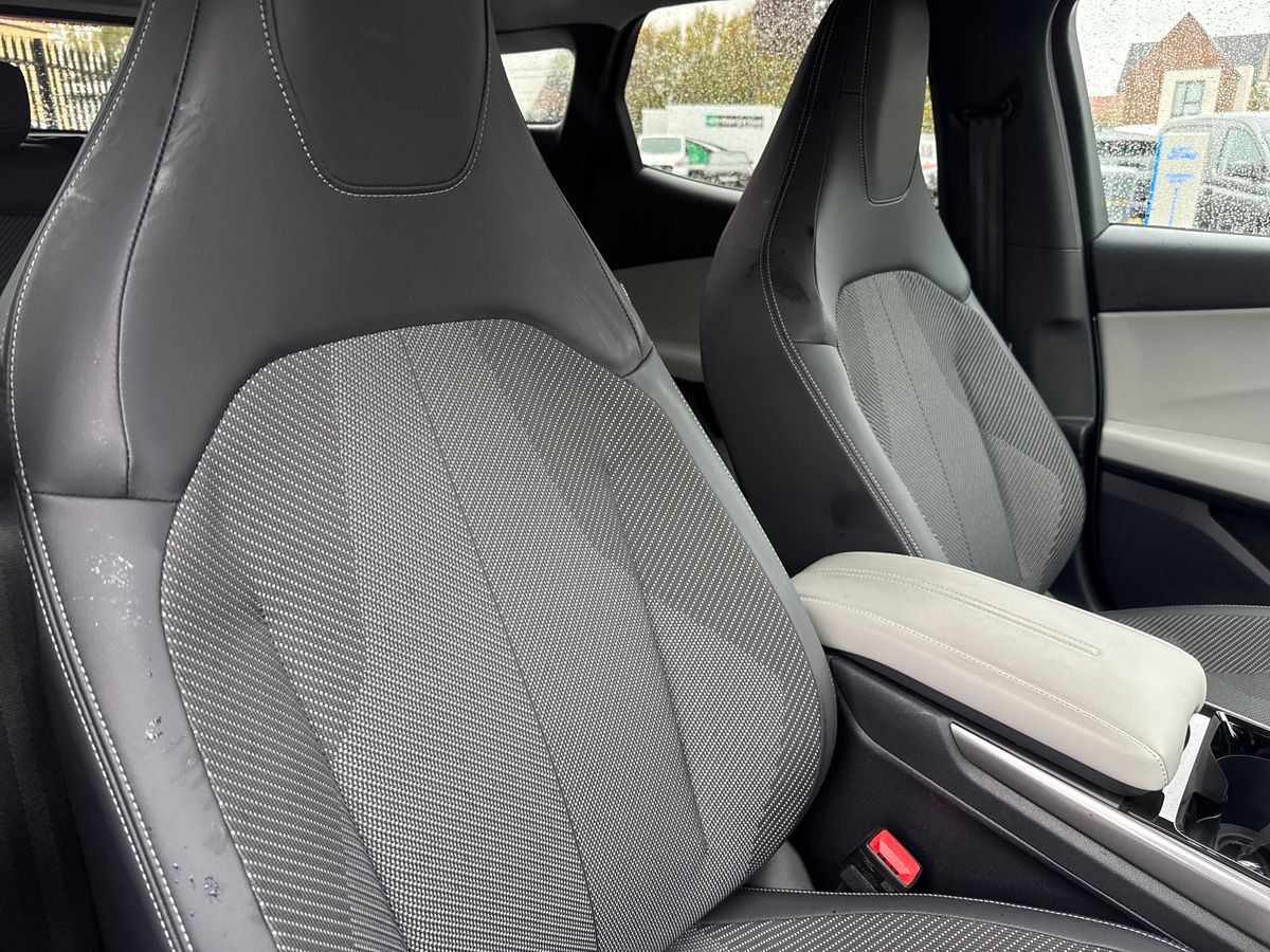 Used Ford Explorer 2024 for sale - 77042804: Photo 12