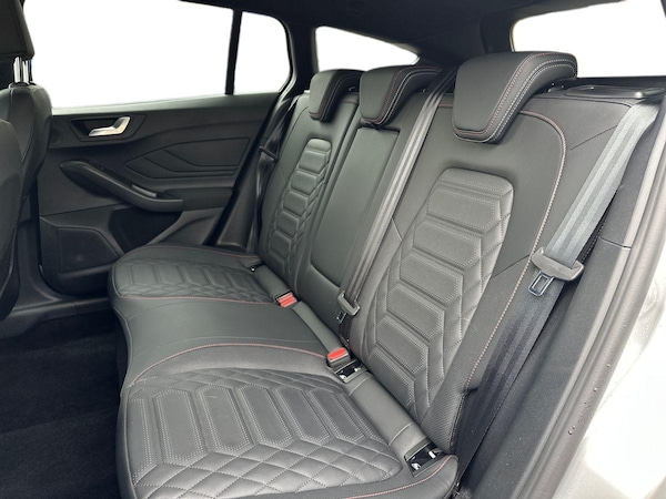 Used Ford Focus 2024 for sale - 76254987: Photo 14