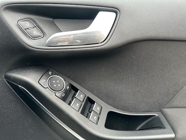 Used Ford Fiesta 2020 for sale - 76297499: Photo 25