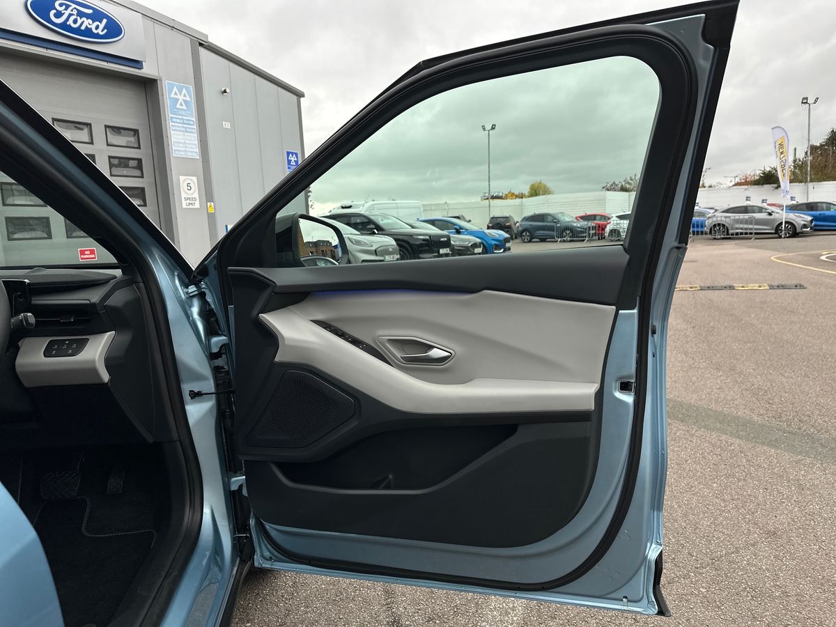 Used Ford Explorer 2025 for sale - 78179804: Photo 35