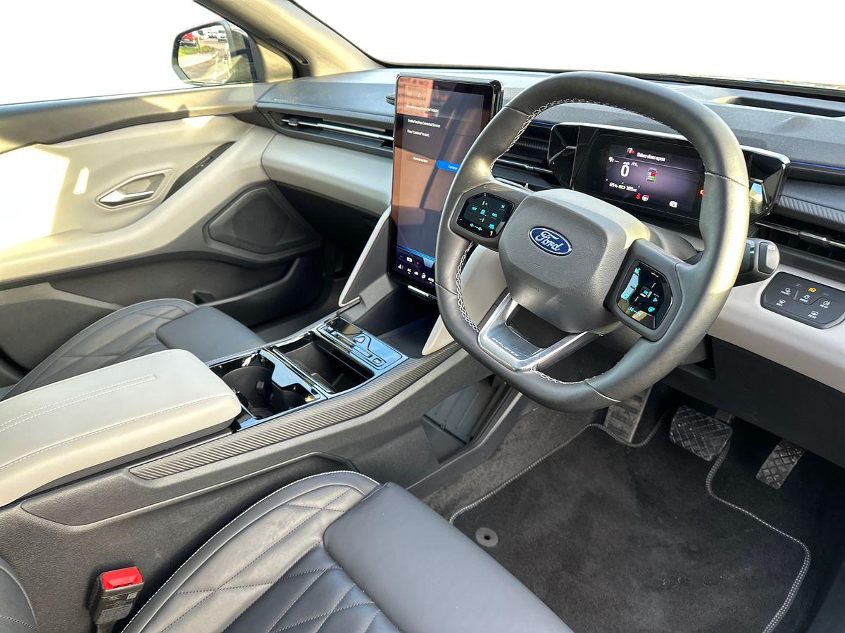 Used Ford Explorer 2024 for sale - 77545146: Photo 10