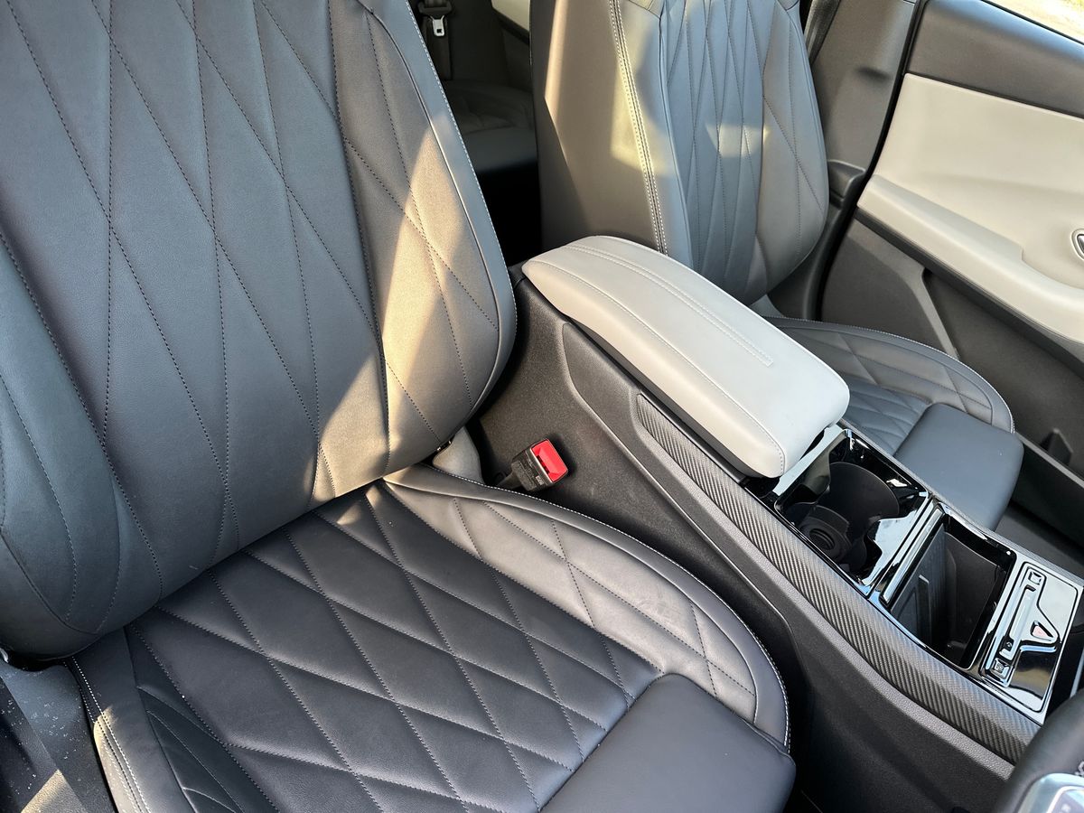 Used Ford Explorer 2024 for sale - 77545146: Photo 12