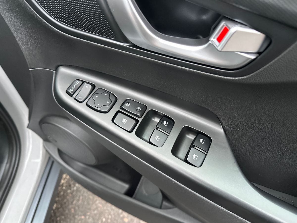 Used Hyundai KONA 2022 for sale - 77043046: Photo 25