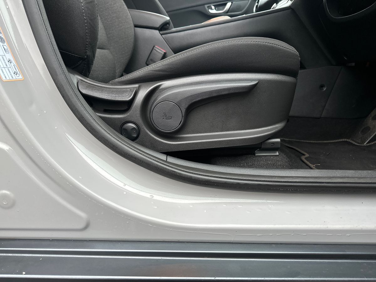 Used Hyundai KONA 2022 for sale - 77043046: Photo 30