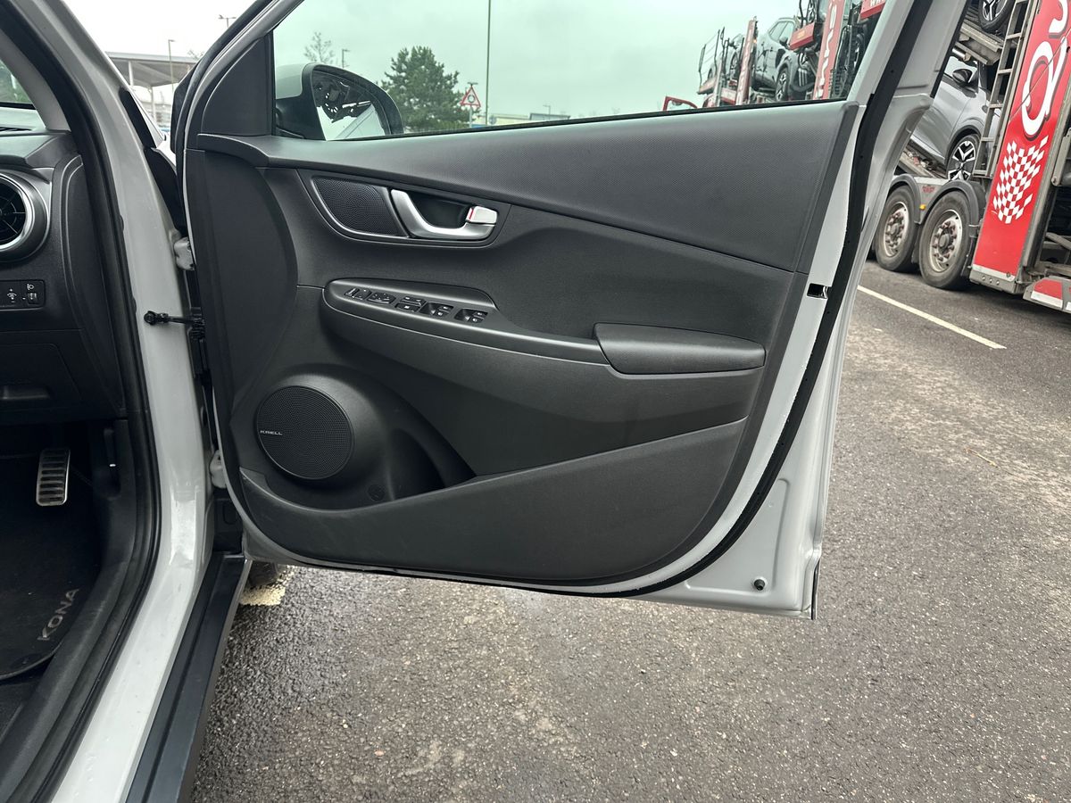 Used Hyundai KONA 2022 for sale - 77043046: Photo 35