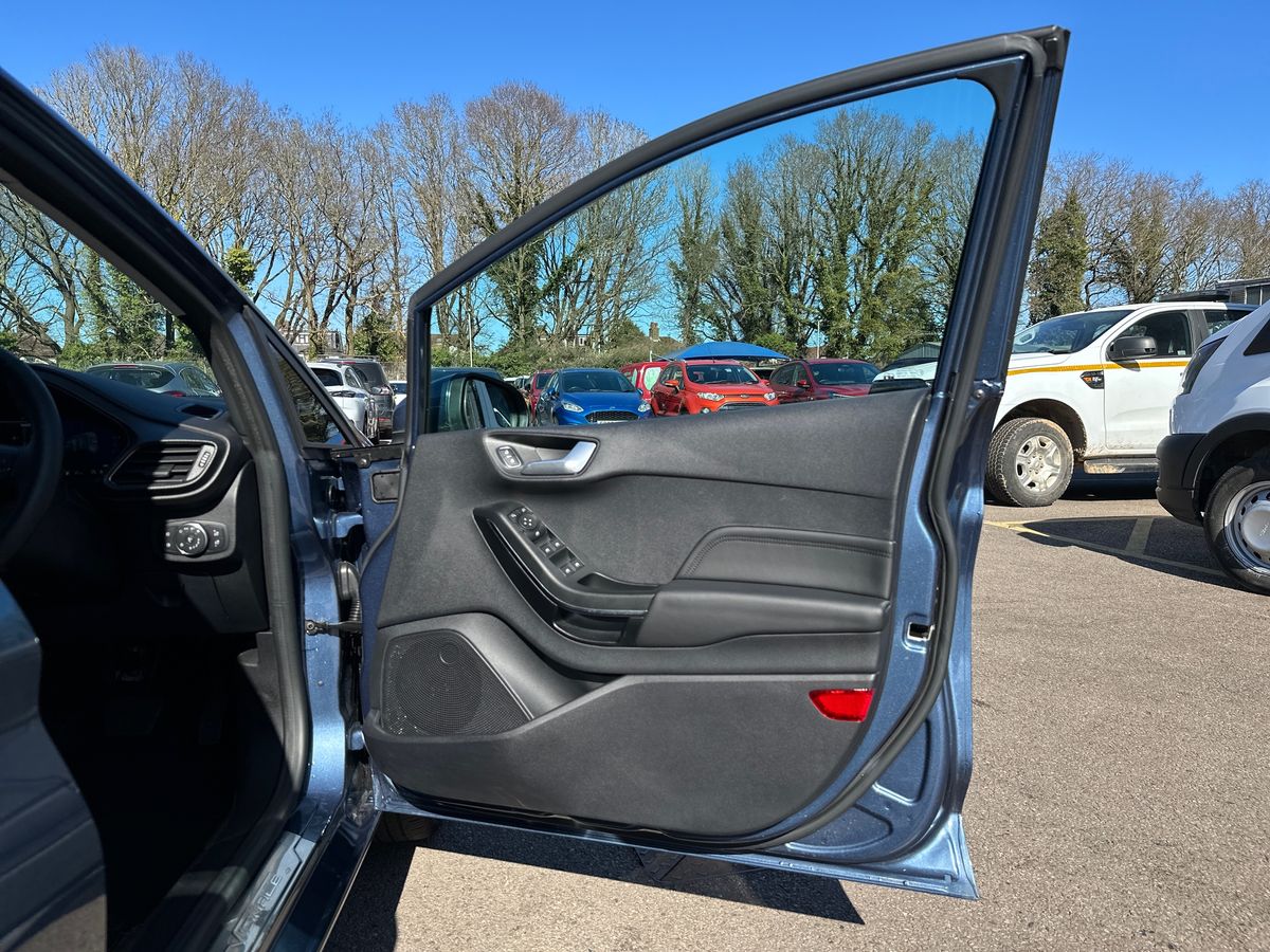 Used Ford Fiesta 2022 for sale - 77934260: Photo 35