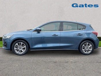 Used Ford Focus 2023 for sale - 78880342: Photo