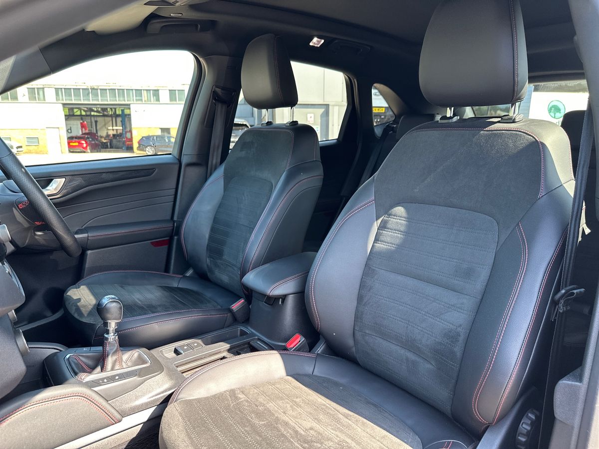 Used Ford Kuga 2023 for sale - 76375598: Photo 13