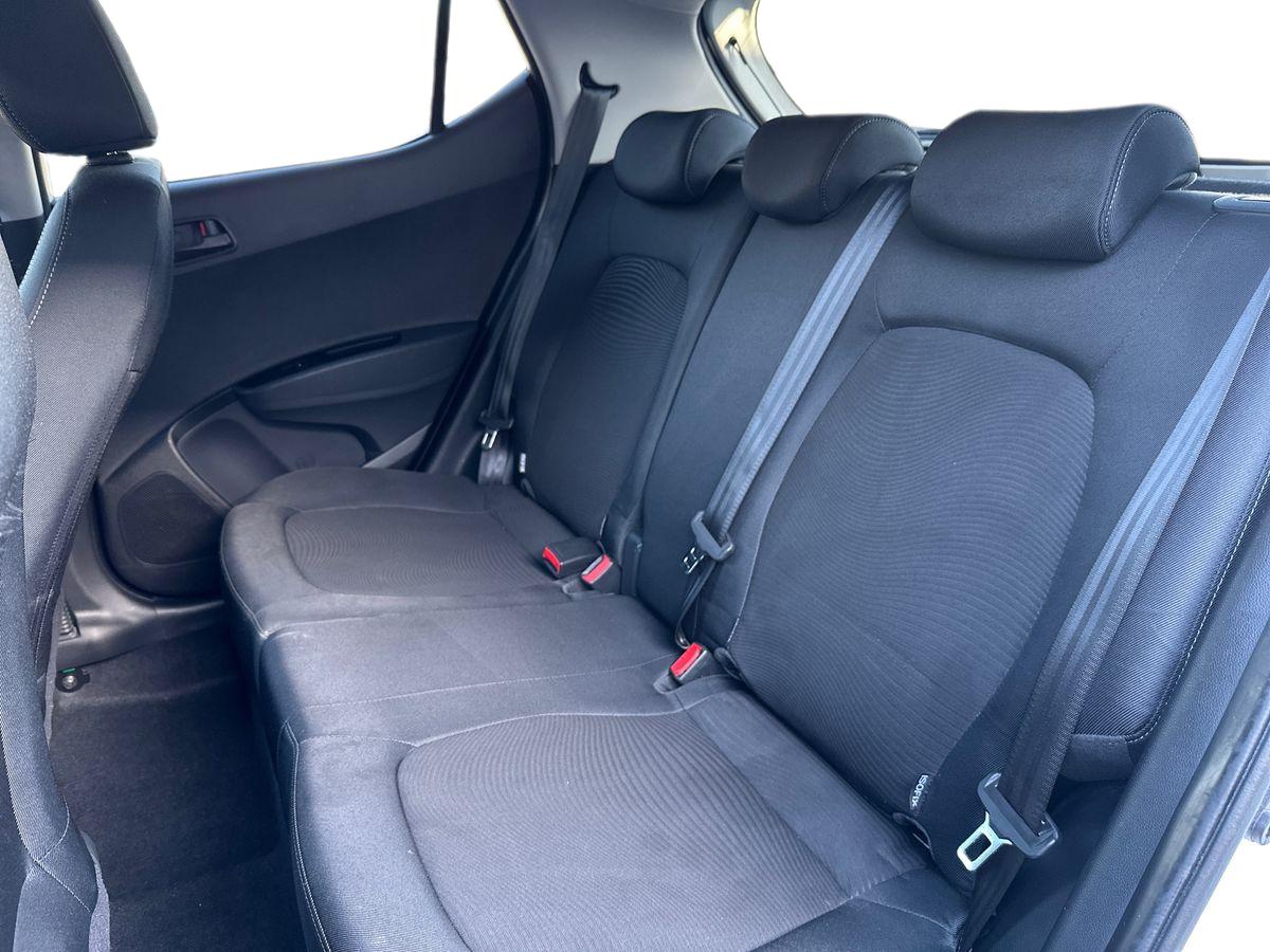 Used Hyundai i10 2019 for sale - 77927415: Photo 14