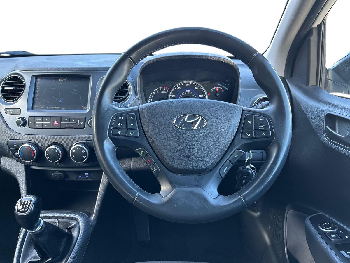 Used Hyundai i10 2019 for sale - 77927415: Photo 17