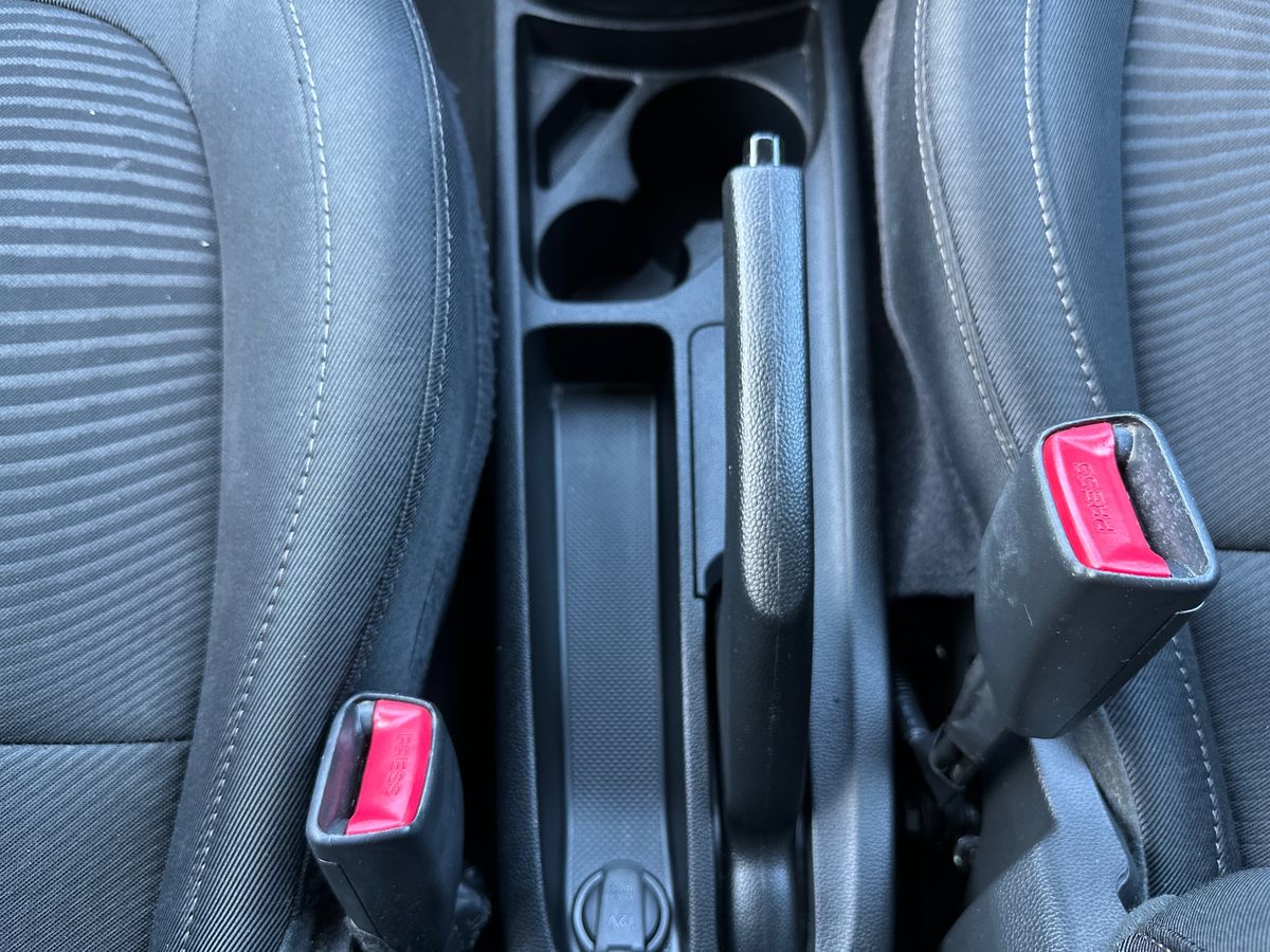 Used Hyundai i10 2019 for sale - 77927415: Photo 28