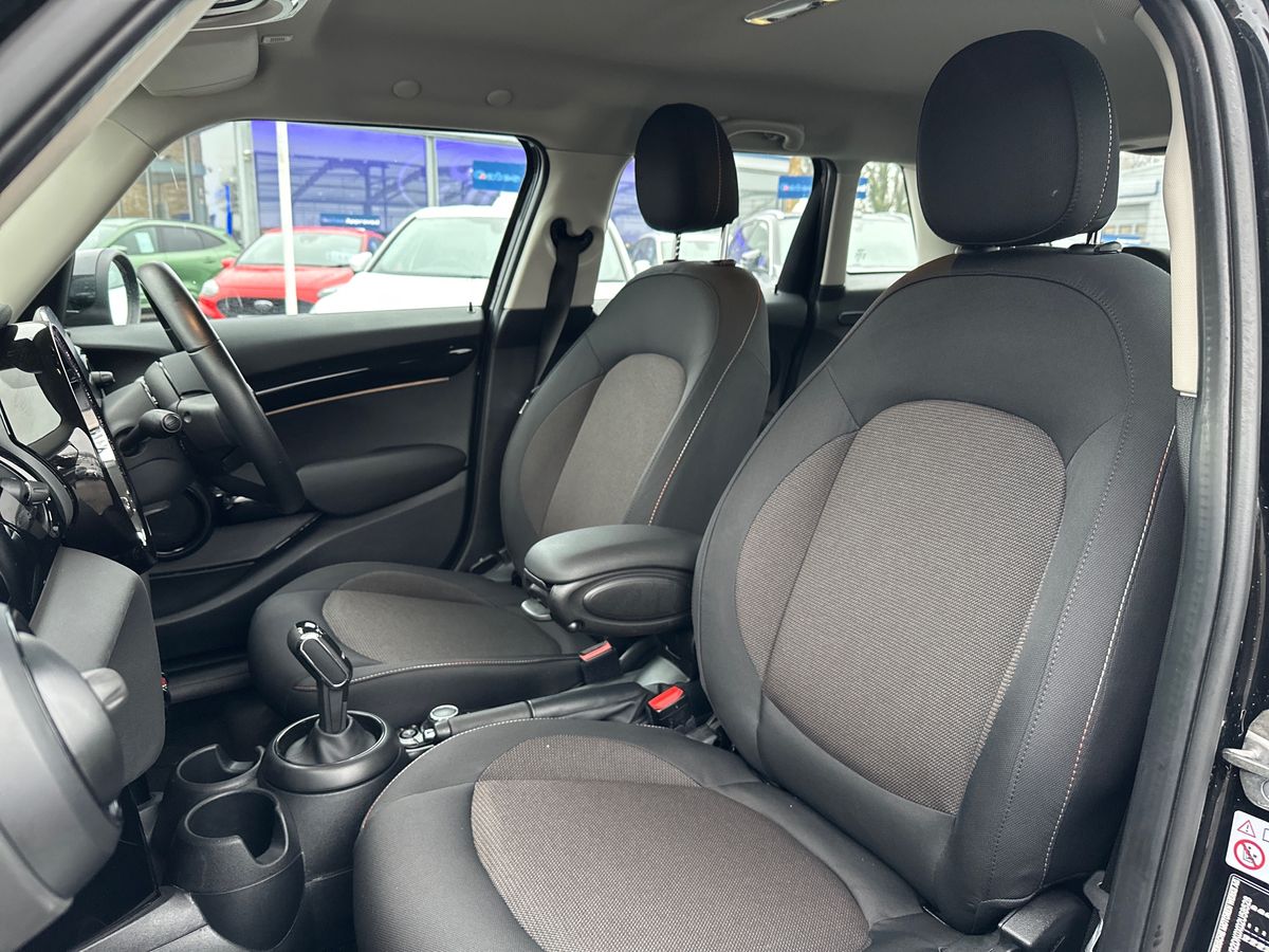 Used MINI Hatch 2023 for sale - 77499641: Photo 13