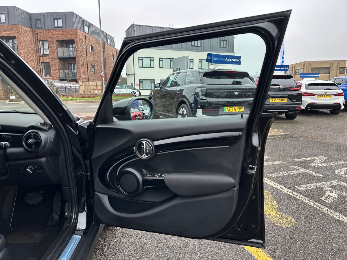 Used MINI Hatch 2023 for sale - 77499641: Photo 35