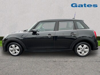 Used MINI Hatch 2023 for sale - 77499641: Photo
