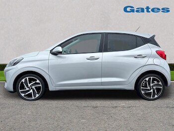 Used Hyundai i10 2022 for sale - 77042792: Photo