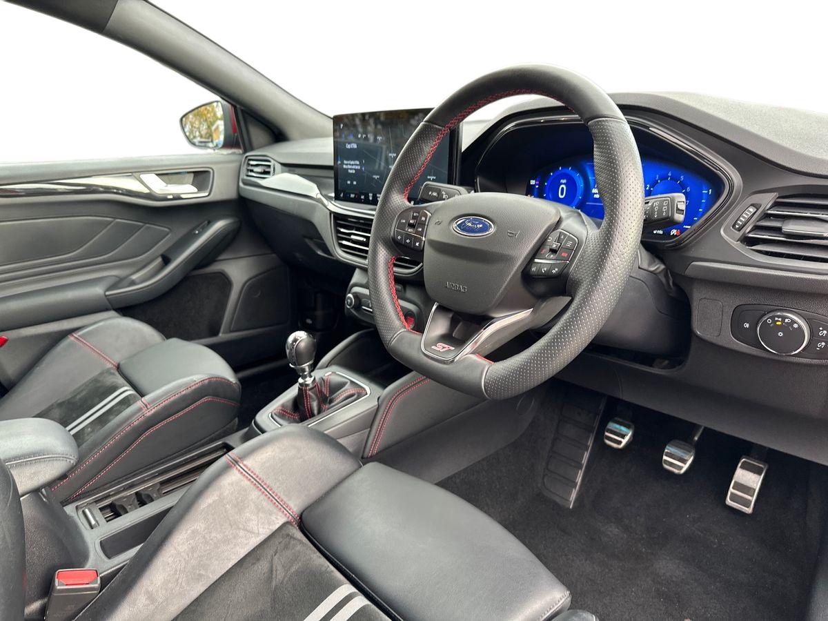 Used Ford Focus 2023 for sale - 76630178: Photo 10