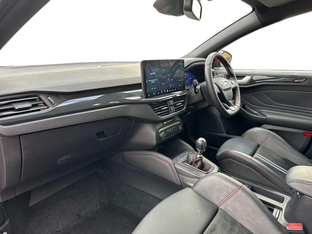 Used Ford Focus 2023 for sale - 76630178: Photo 11