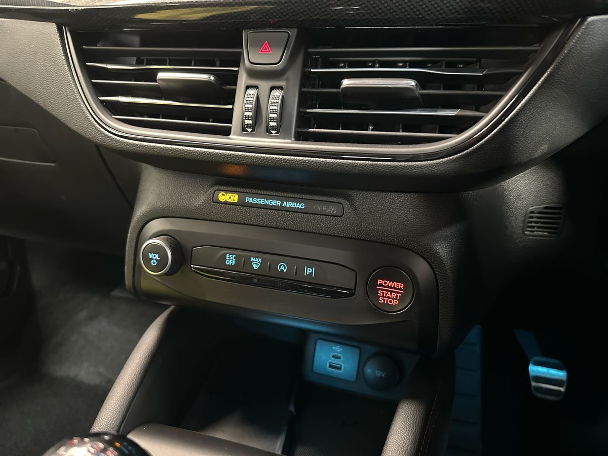 Used Ford Focus 2023 for sale - 76630178: Photo 22