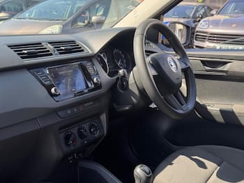 Used Skoda Fabia 2019 for sale - 79676637: Photo