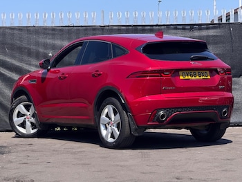 Used Jaguar E-Pace 2018 for sale - 79285385: Photo