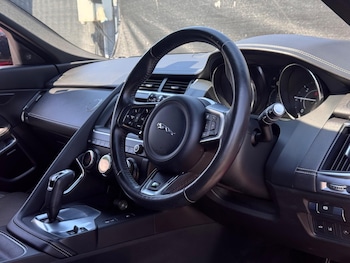 Used Jaguar E-Pace 2018 for sale - 79285385: Photo