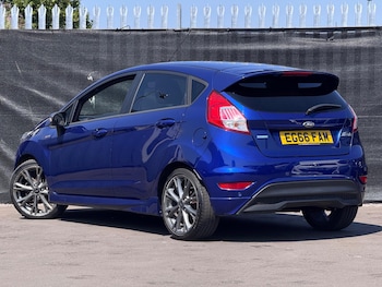 Used Ford Fiesta 2017 for sale - 79564995: Photo