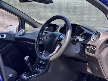 Used Ford Fiesta 2017 for sale - 79564995: Photo