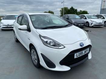 Used Toyota Aqua 2024 for sale - 74832377: Photo