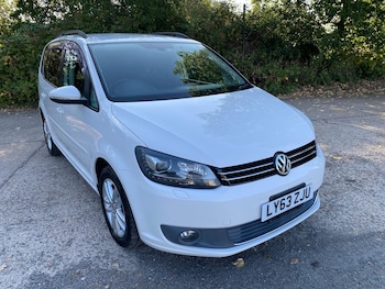 Used Volkswagen Touran 2014 for sale - 75459427: Photo