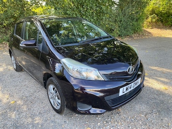 Used Toyota Yaris 2014 for sale - 75459636: Photo