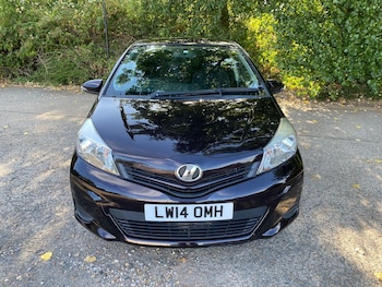 Used Toyota Yaris 2014 for sale - 75459636: Photo