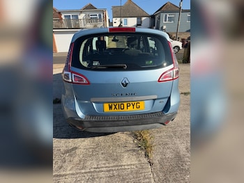 Used Renault Scenic 2010 for sale - 79359318: Photo