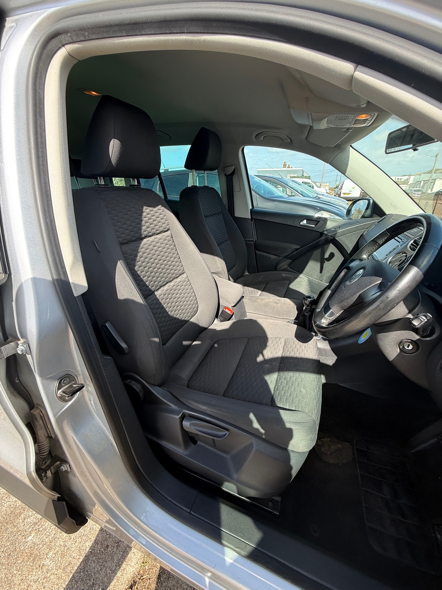 Used Volkswagen Tiguan 2010 for sale - 78213380: Photo 7