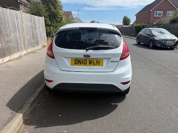 Used Ford Fiesta 2010 for sale - 79547443: Photo