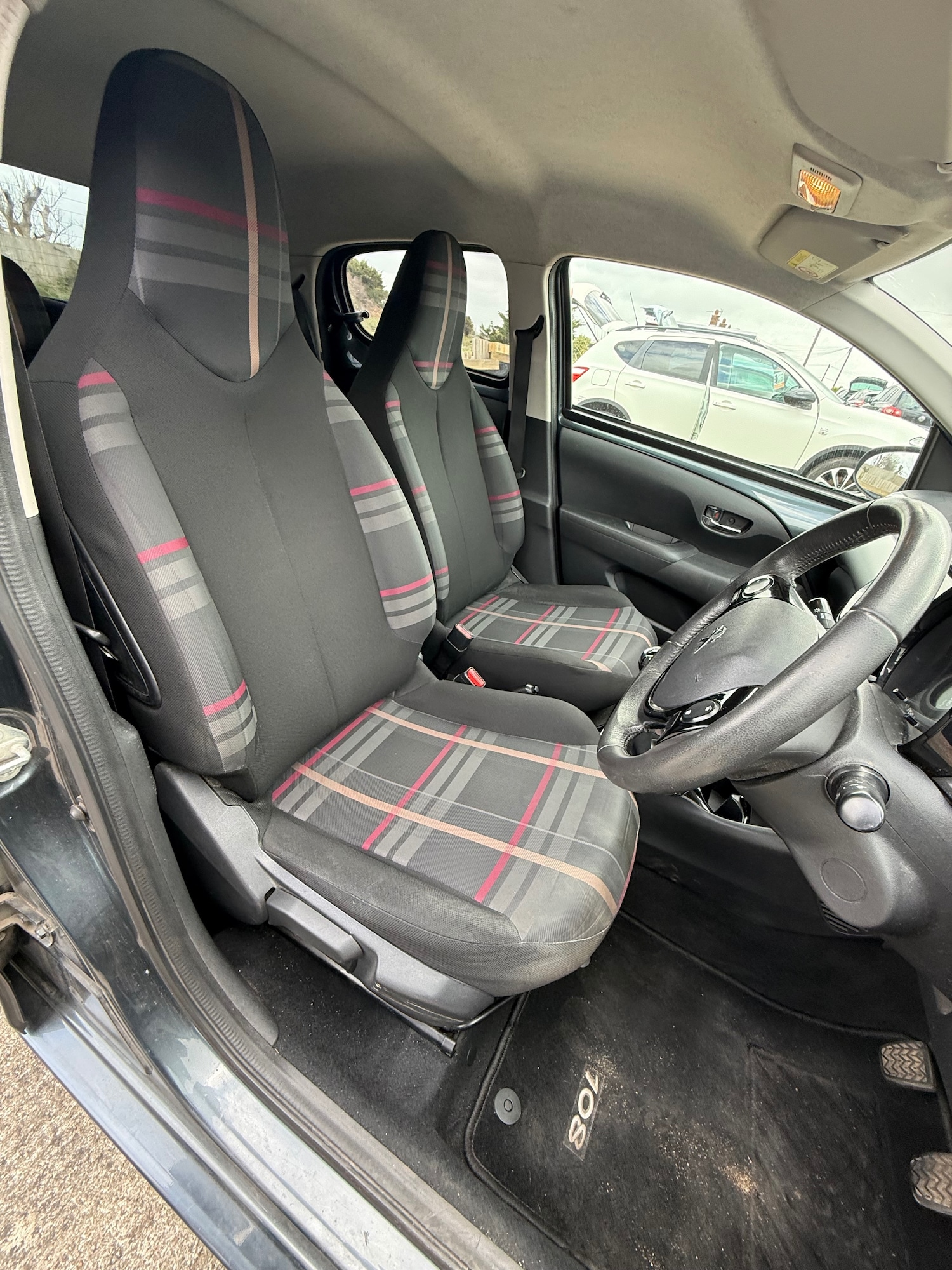 Used Peugeot 108 2014 for sale - 78067046: Photo 7