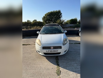 Used Fiat Grande Punto 2009 for sale - 79359553: Photo