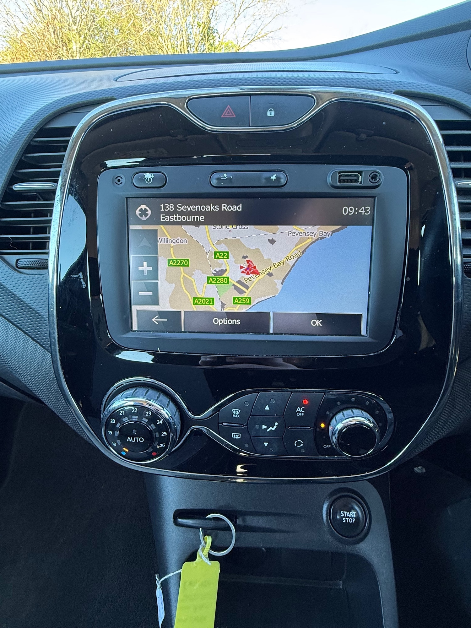 Used Renault Captur 2014 for sale - 77968839: Photo 12