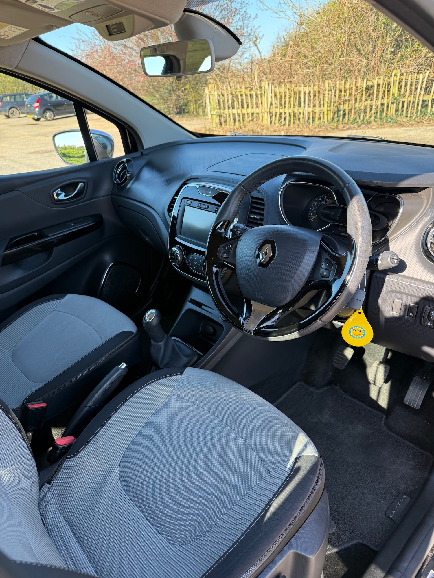 Used Renault Captur 2014 for sale - 77968839: Photo 9