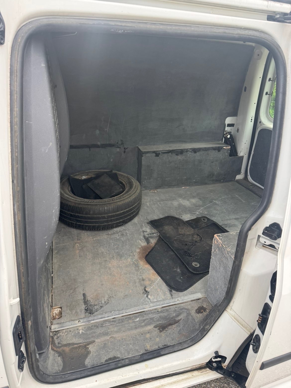 Used Volkswagen Caddy 2014 for sale - 78039947: Photo 7