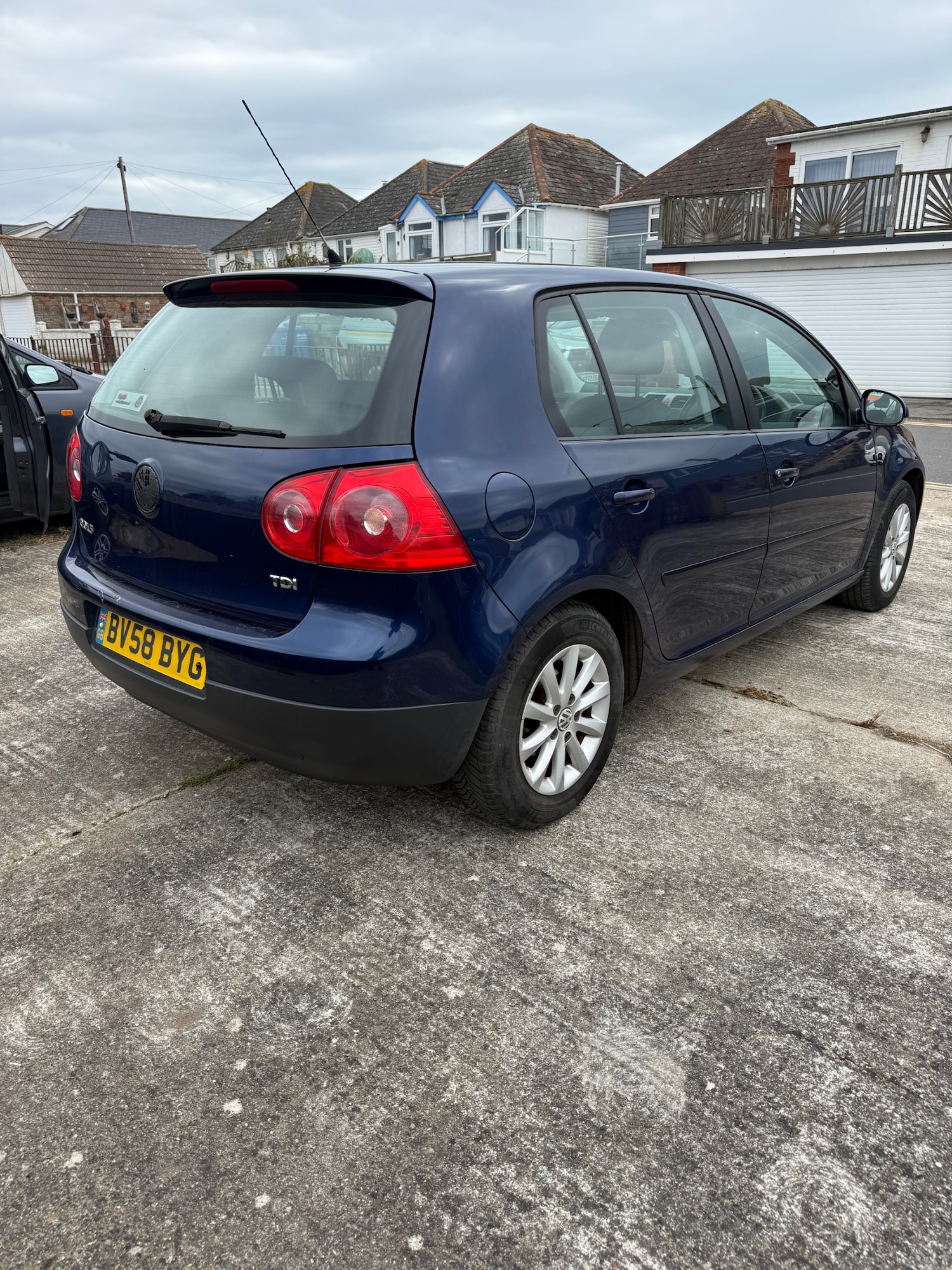 Used Volkswagen Golf 2008 for sale - 78112232: Photo 3