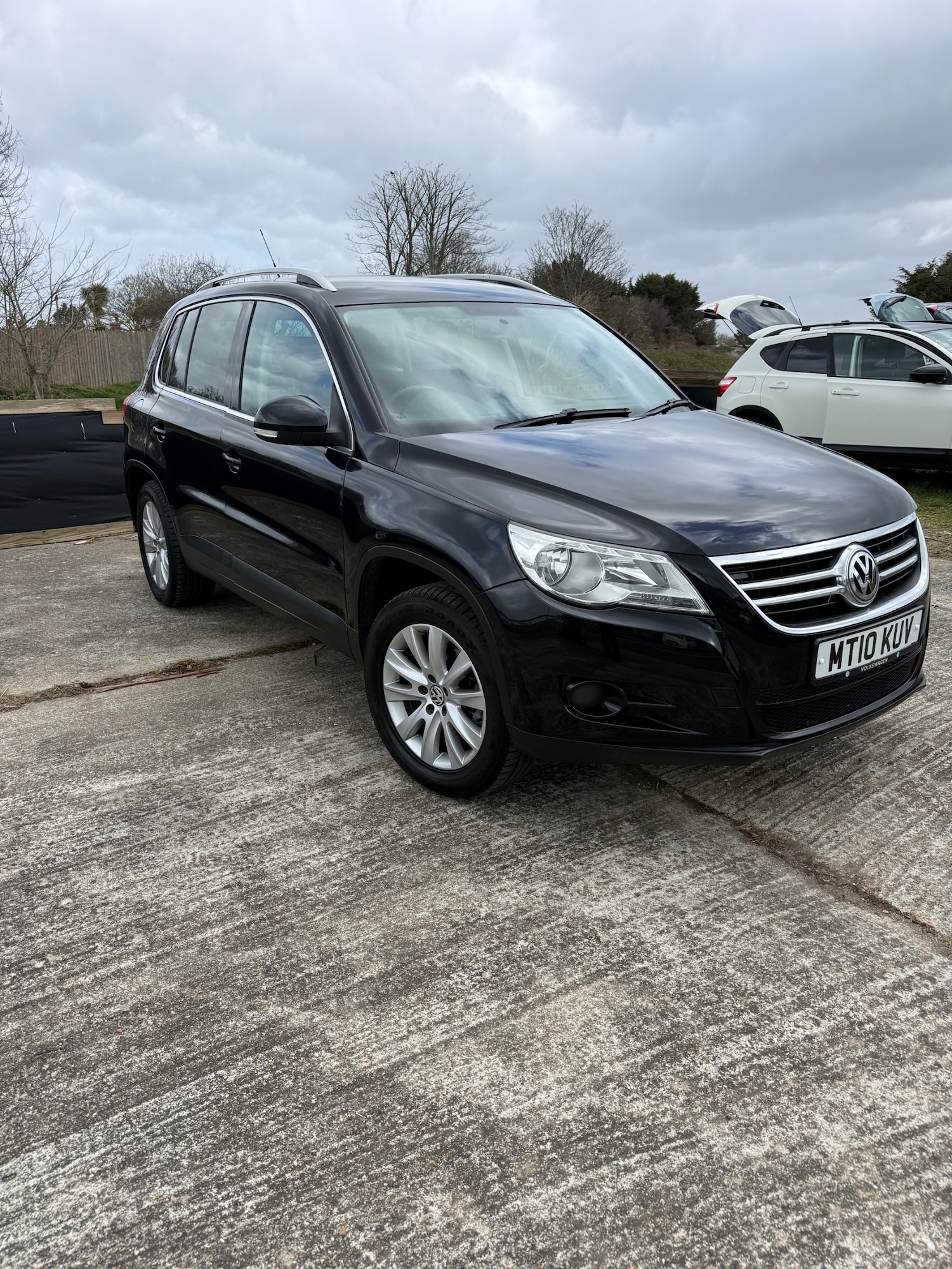 Used Volkswagen Tiguan 2010 for sale - 78066804: Photo 2