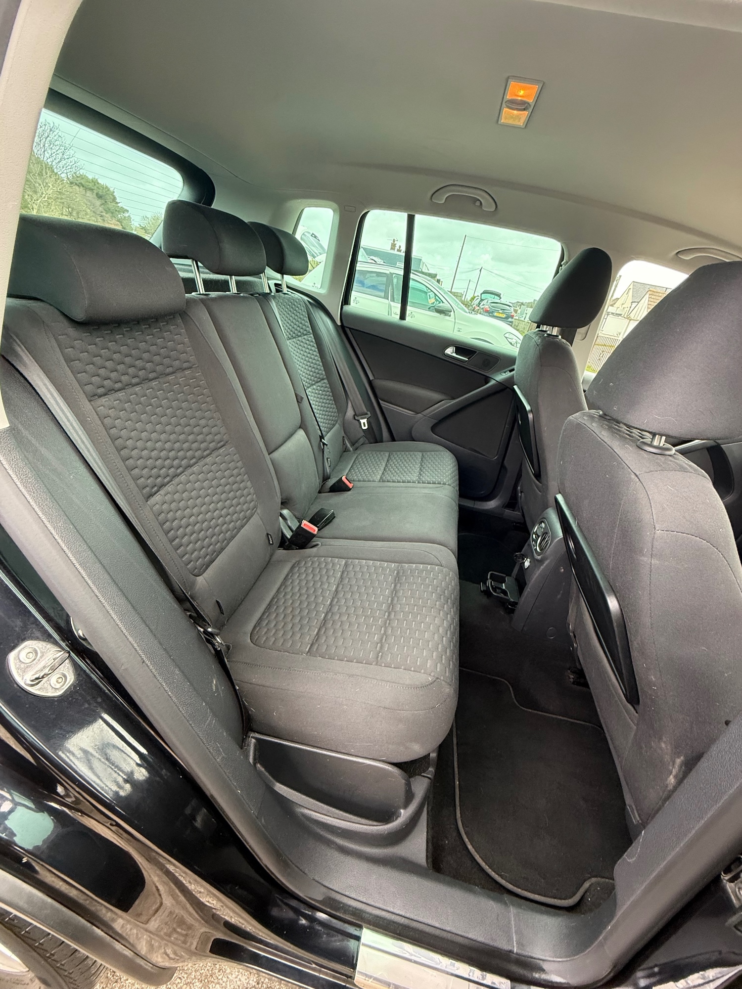 Used Volkswagen Tiguan 2010 for sale - 78066804: Photo 9