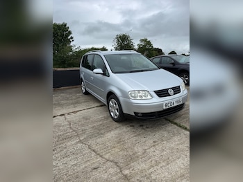 Used Volkswagen Touran 2004 for sale - 78775504: Photo