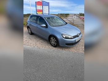 Used Volkswagen Golf 2009 for sale - 78618220: Photo
