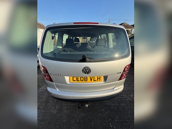 Used Volkswagen Touran 2008 for sale - 78526933: Photo