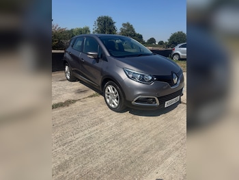 Used Renault Captur 2014 for sale - 79357840: Photo